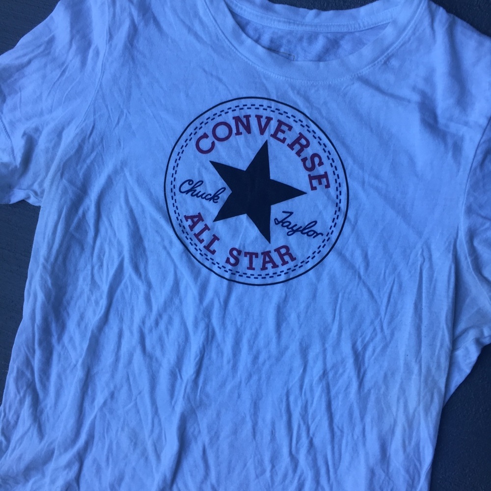 ❌❌Women’s converse tee - Picture 2 of 4